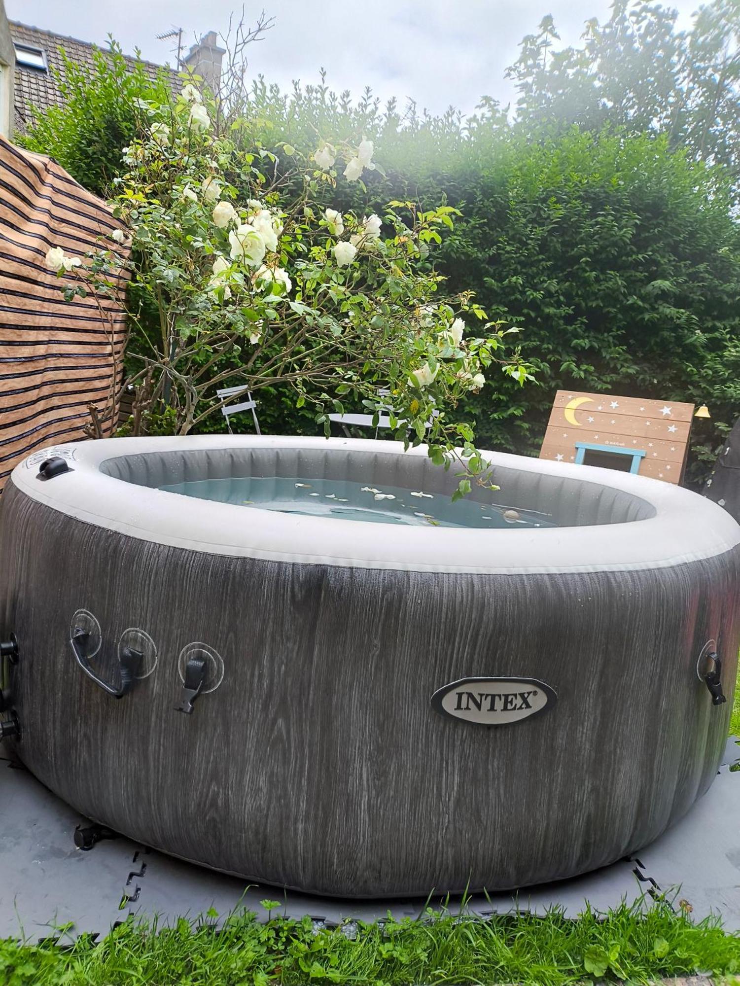 Spa , Jardin 250M2 Et Appartement Cosy De 60 M2 Au Centre Boulogne-sur-Mer Luaran gambar